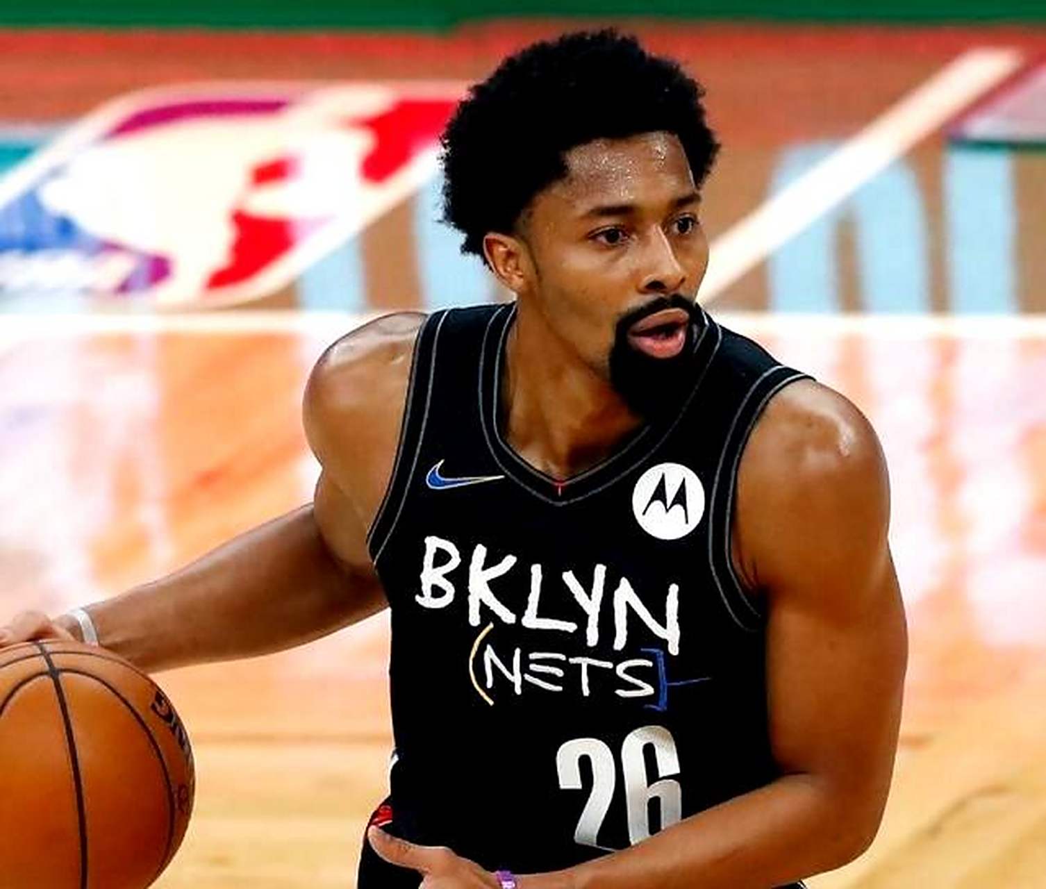 爱游戏网页版入口-包含篮网球星三分绝杀，全场观众热烈欢呼，状态使用谢谢.的词条