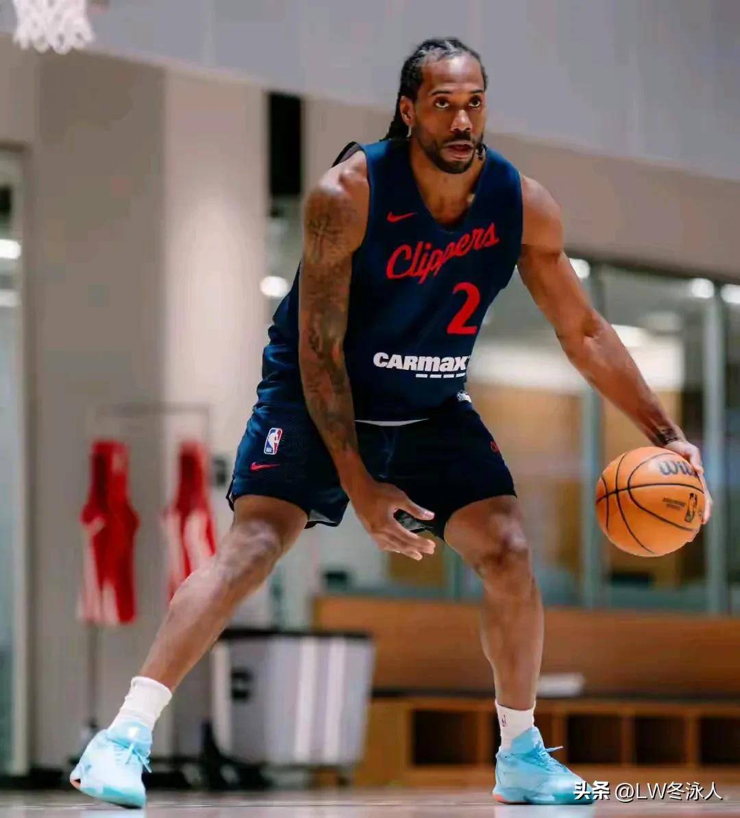 爱游戏网页版入口-杜兰特焦点对战，Scout与60激战快船分钟，出色防守胜负难料！